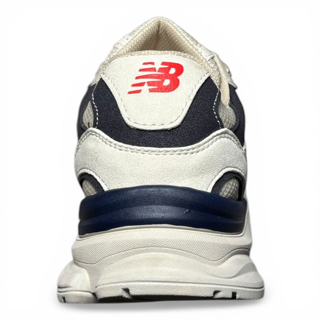 Tenis unisex New Balance 210 Beige Azul
